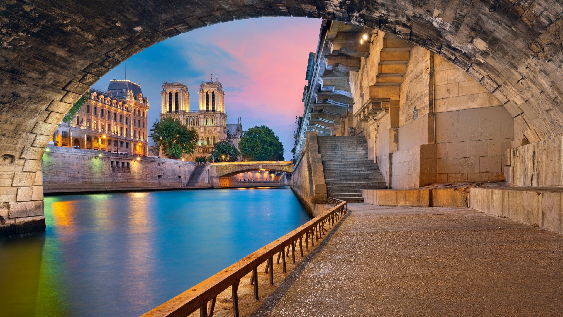 viaggio a parigi